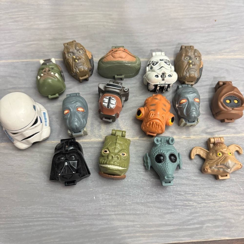 Vintage Lot of Star Wars Micro Machines Mini Heads 15 Mini Heads Not complete